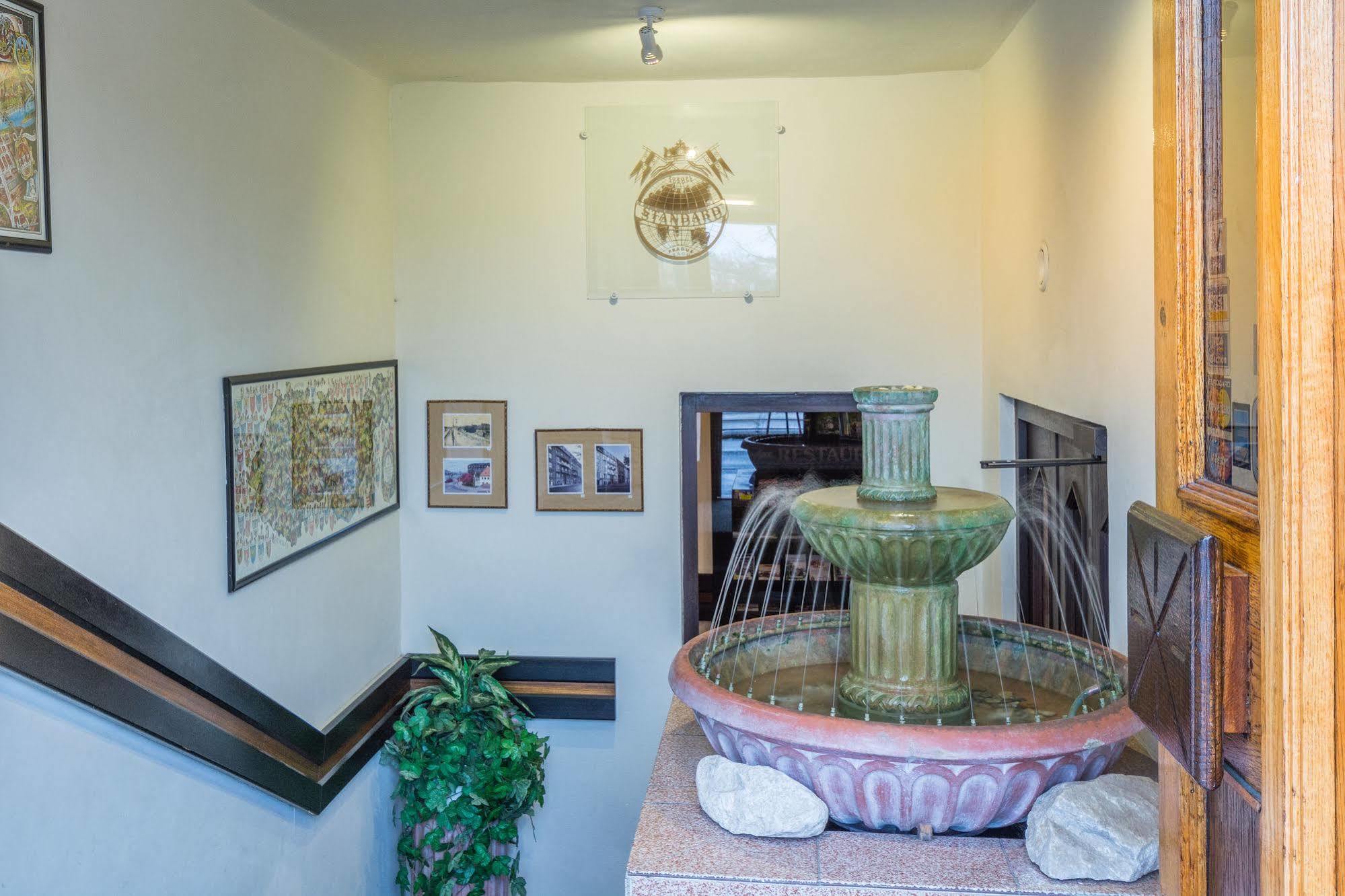 Hotel & Residence Royal Standard プラハ エクステリア 写真